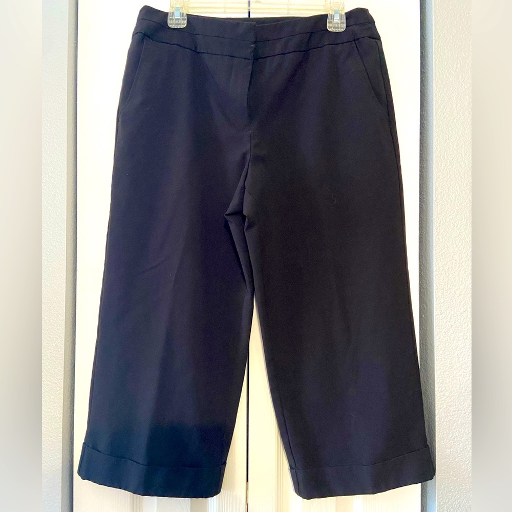George ladies black size 12 capris